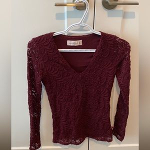 Abercrombie & Fitch long sleeve - burgundy color XS